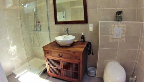 La Closeraie - Photo 4, Shower