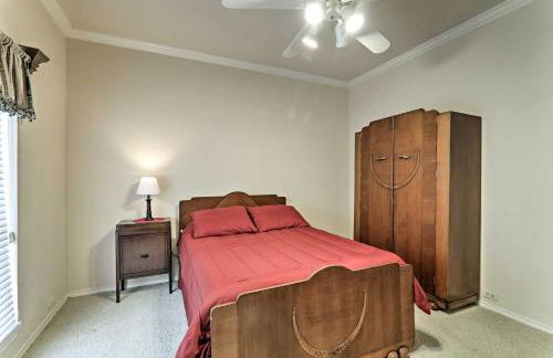 Private Pool Lakefront Harlingen Home - Foto 21