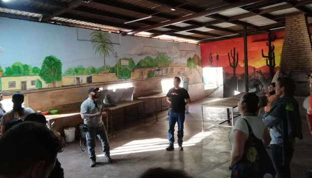 Visitando un forno di Coyotas a Villa de Seris