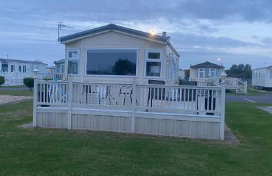 L25 L&g caravan hire 6 berth millfields family only and lead person must be over 30 MAX 4 ADULTS - Foto 5