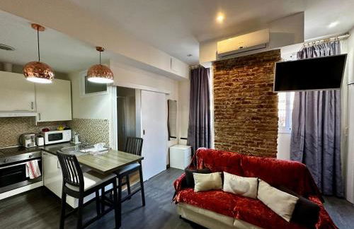 Nice apartment close to park Guell1 - Photo 1