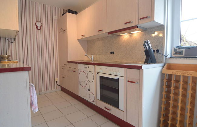 Beautiful Holdiday Home in Ulmen Near the Lake - Foto 10