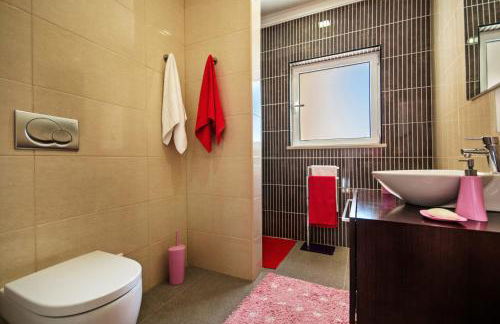 Villa Viana by Villa Plus - Photo 11