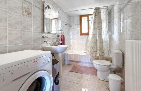 Lovely Home In Kamari Xylokastro - Foto 25