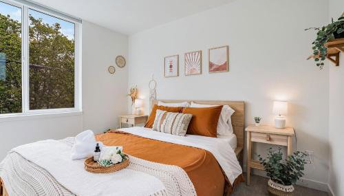 Perch - Urban Reflection 18 - Photo 4