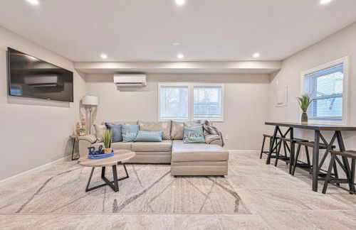 653 3rd St unit1 AfterDune Delight 2BR Near Beach - Foto 1