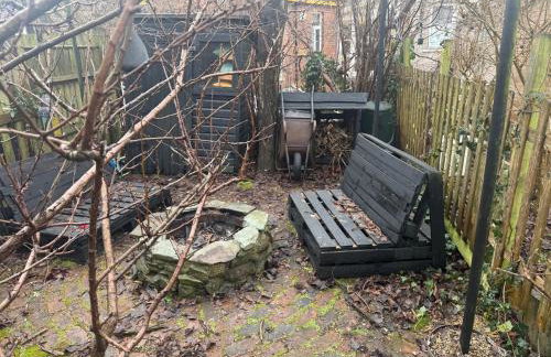 Stylish and Central Cottage Home in Montpelier - Foto 35