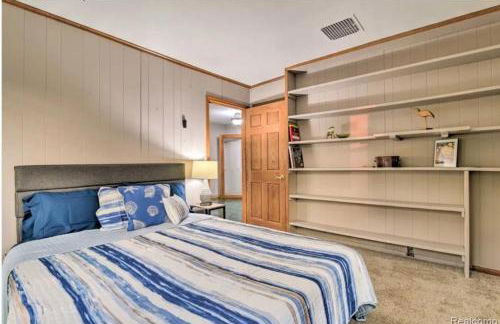 Lakefront Paradise with 7 beds - Fishing - Swimming - Foto 25