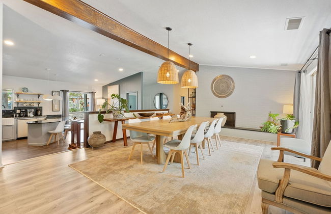 Family Home w Pool-hot Tub-large Yard-pool Table - Photo 11