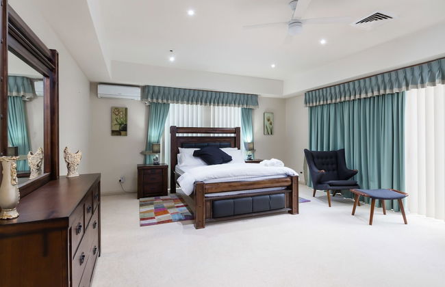 Luxury Bungalow - Photo 4