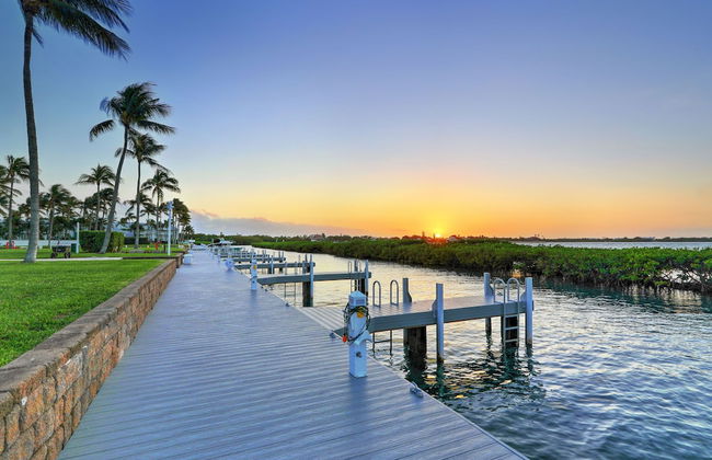 Waterfront Luxury Villa With Sunset Views And Boat Slip 3 Bedroom Townhouse by RedAwning - Foto 66