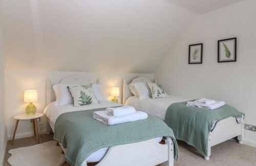 Whitehouse Woodwrae - Photo 25