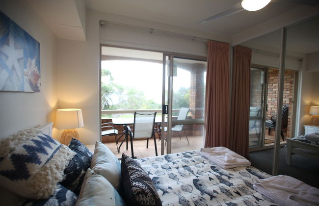 Beachfront Shoal Bay - Photo 8