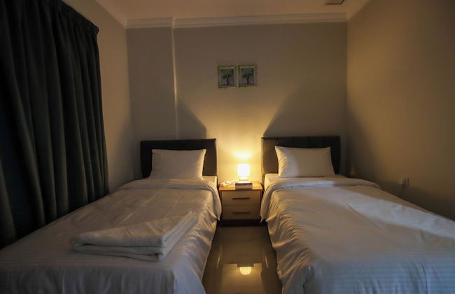 STAR NIGHT FURNISHED APARTMENTS - Photo 18