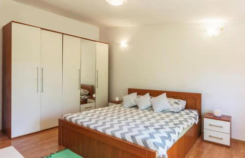 Two-Bedroom Holiday Home In Pula - Foto 18