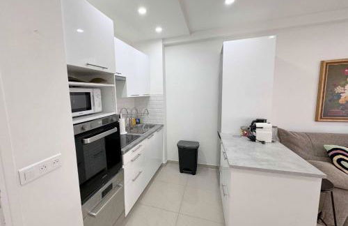 Spacieux Plages Gare Juan Les Pins - Photo 4