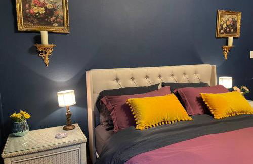 Large Historical Home for Groups Walk to Downtown! - Foto 14