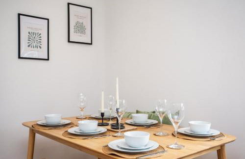 Vacant Nest The South End Spacious Smart TV - Foto 17