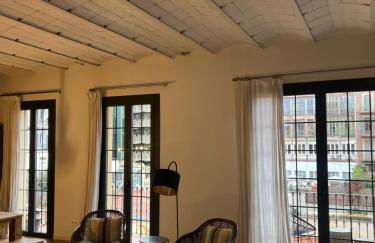 Top ten street in the world by Time Out Front View of Casa Batlló - Photo 16