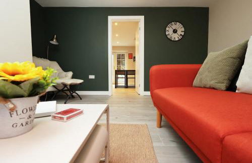 Perfect Booking 2 Bed Home in Merthyr Tydfil - Photo 16