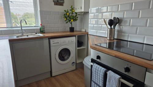 2 Bed Maisonette with Sofa Bed - Ideal for Groups #26C - Foto 5