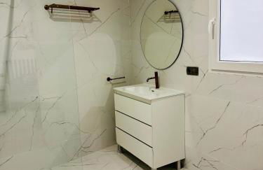 Spacious 3-bedroom family apartment in the historic center, Albaicín - Foto 11