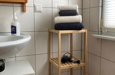 Klättes Ferienwohnung mit Garten - Foto 4