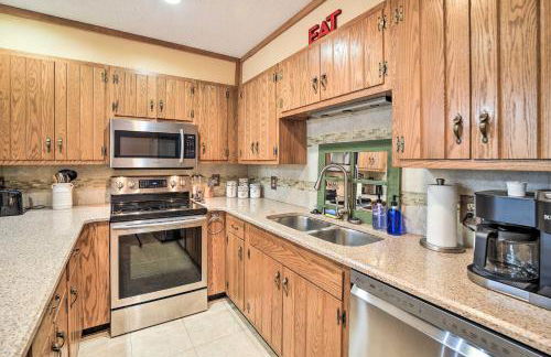 Sunny Sapphire Townhome with Resort Amenities! - Foto 2