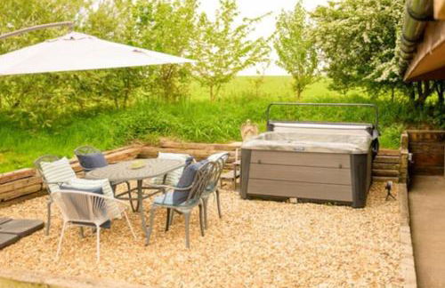 ''The Den'' Lakeview Apartment at Watersedge - Foto 12