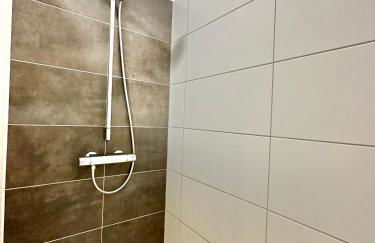 Modernes City-Apartment mit Blick in den Park und 2 Bäder H9 - Photo 51