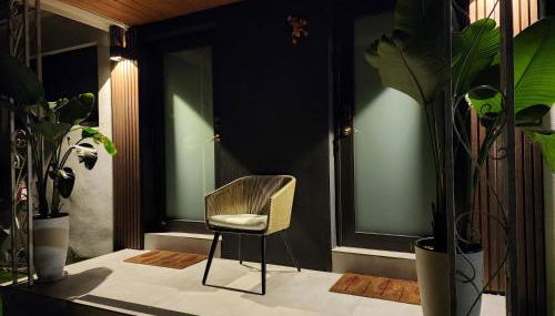 Casa Cuba in Little Havana, Brickell, Calle 8 and 10 minutes to the Beach FREE PARKING - Foto 2