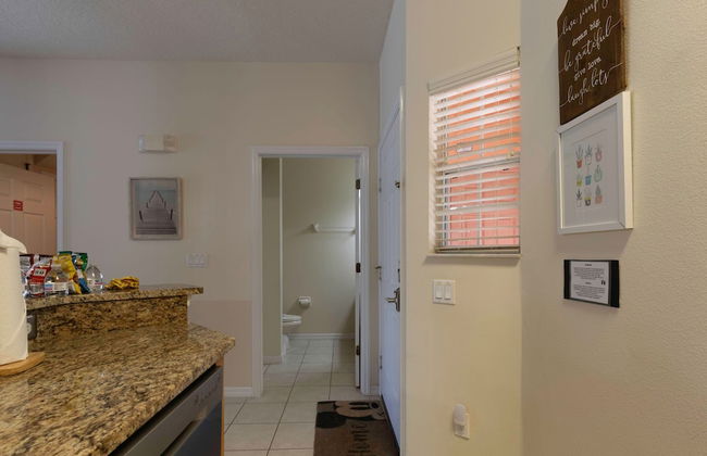 Family 3BR Oasis for 6 With Private Pool - Foto 17