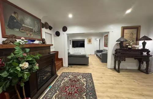 Nearby Museums • Downtown • 4BR • Sleeps 16 - Foto 18