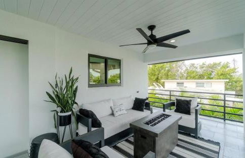 Villa Franchella - Waterfront Luxury Home, Pool, 45 Dock - Foto 35