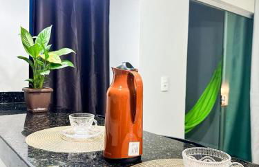 APË GOLD NO CENTRO DA CIDADE COM AR E CAMA KINg - Foto 18