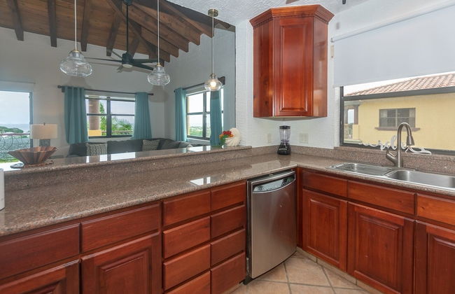 Pineapple Villa 442 2 Bedroom Condo by RedAwning - Foto 7