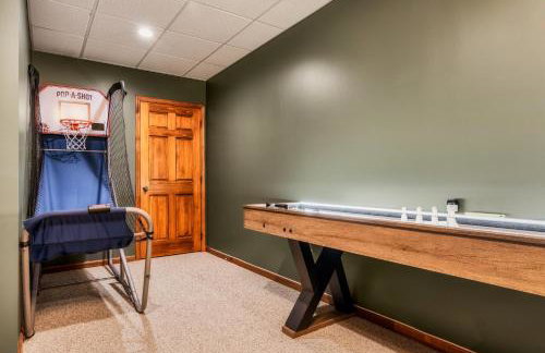 The Moondance Cabin by Lightfoot Stays Vacation Rentals - Photo 106