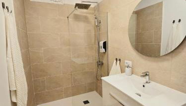 Basalto House Flat Tenerife South - Foto 4, Shower
