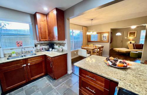 3 Bedrooms with Free gated parking,5-10Mins From ALL - Photo 12