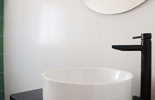 Vivenda Geminada com piscina a 10 minutos a pé da praia, by QoZzy - Foto 25