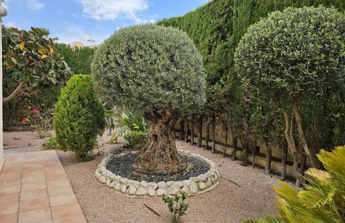 Luxury Villa - pool, hot tub, aircon, TVs, home cinema, office, Gbit Internet, sports equipment - Foto 35