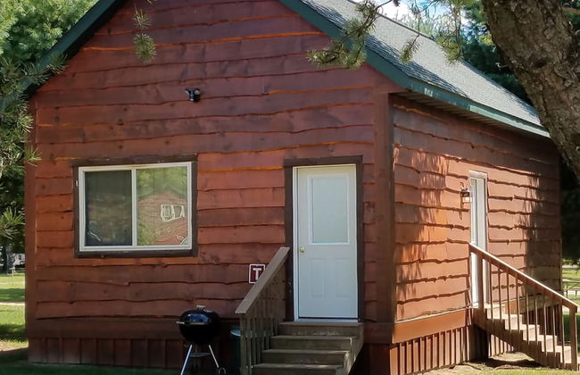 Edge-O-Dells Resort - 21 and Older - Photo 31