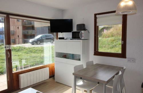 Appartement rénové 2 pièces, 4 couchages, au pied des pistes à Auris - FR-1-297-344 - Foto 3