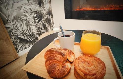 MRODBNB - Appart Neuf - Aperçu Mer - 25m Plage & Resto - Ciné - Cheminée - Popcorn - Foto 9