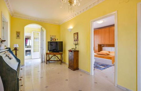 Amazing Home In Siracusa With Wifi - Photo 19
