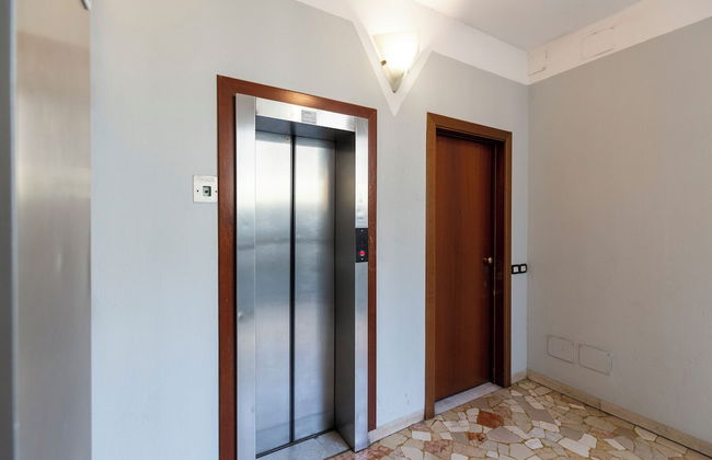 notaMi - Trendy Corner Fashion District - Photo 38