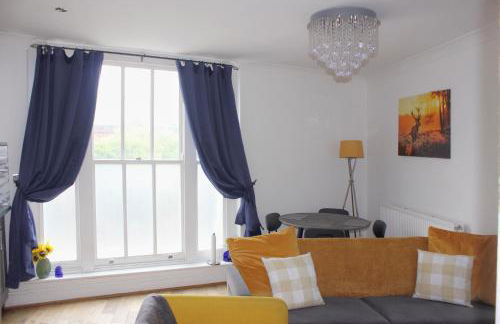 1 bedroom apartment near Clapham North and Clapham High Street station - Foto 6