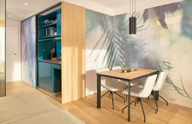 Amphora's Garden - Photo 20