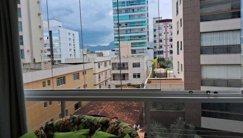 Show de apartamento na Praia do Morro - Guarapari - 3Q - Área externa com churrasqueira - 2 vagas garagem - Wifi - 100m da praia - ar condicionado - Foto 3