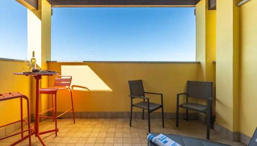 New holiday home with sea view terrace - Foto 5